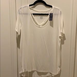Super soft white tee by American eagle